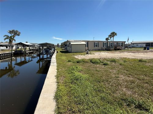 130 W Saint Lucia Loop, APOLLO BEACH, FL, 33572-2227 | Card Image