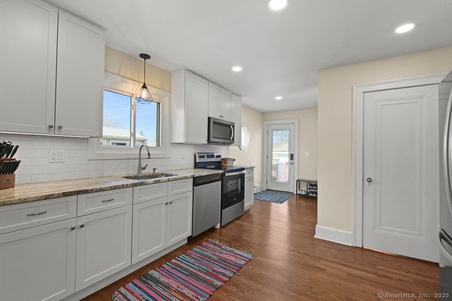 430 Wolcott Hill Rd, House other with 3 bedrooms, 2 bathrooms and 4 parking in Wethersfield CT | Image 8