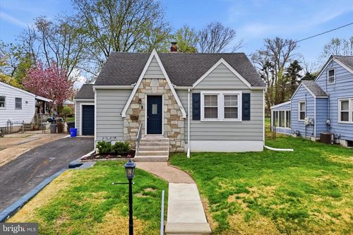 66 E Buckingham Avenue, MOUNT EPHRAIM, NJ, 08059 | Card Image