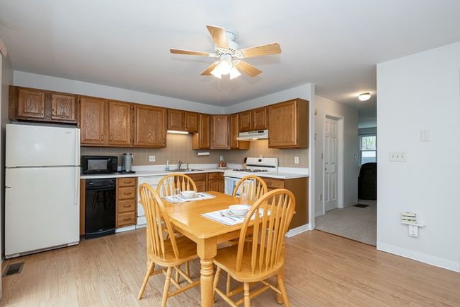 E - 63 Proctor St, Condo with 2 bedrooms, 2 bathrooms and 1 parking in Salem MA | Image 14