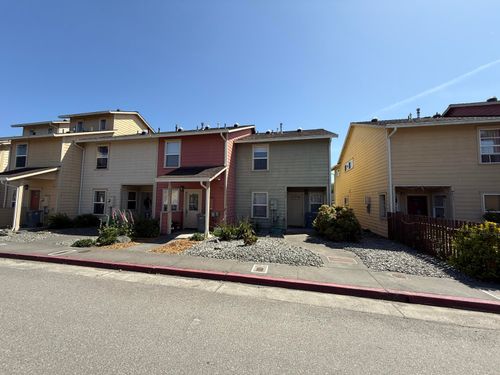 970 Courtyard Cir, Arcata, CA, 95521-7456 | Card Image