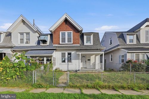 29 Chestnut Street, MARCUS HOOK, PA, 19061 | Card Image