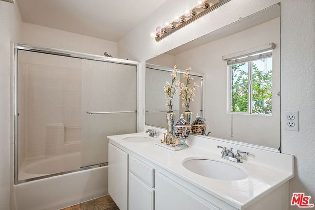 33 Halifax Pl, House other with 3 bedrooms, 3 bathrooms and 2 parking in Irvine CA | Image 14