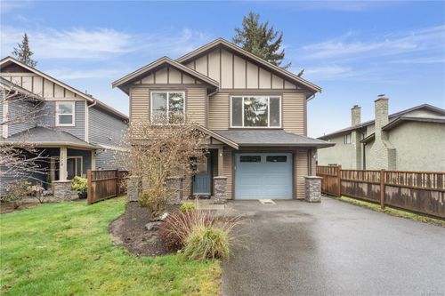 1076 Jenkins Ave, Langford, BC, V9B2N7 | Card Image