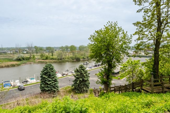 193 Wayne St, Condo with 3 bedrooms, 2 bathrooms and null parking in Saint Joseph MI | Image 36