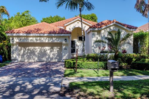 4082 Trenton Ave, Hollywood, FL, 33026-4925 | Card Image