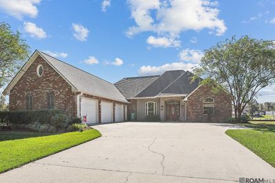 13145 Diversion Canal Rd, House other with 3 bedrooms, 2 bathrooms and null parking in St Amant LA | Image 1