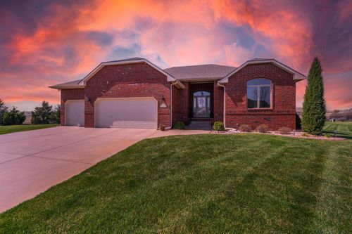 2153 S Sierra Hills Cir, Wichita, KS, 67230-7560 | Card Image
