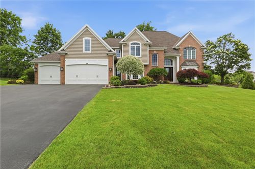 24 Mount Liberty Dr, Penfield, NY, 14526-2841 | Card Image