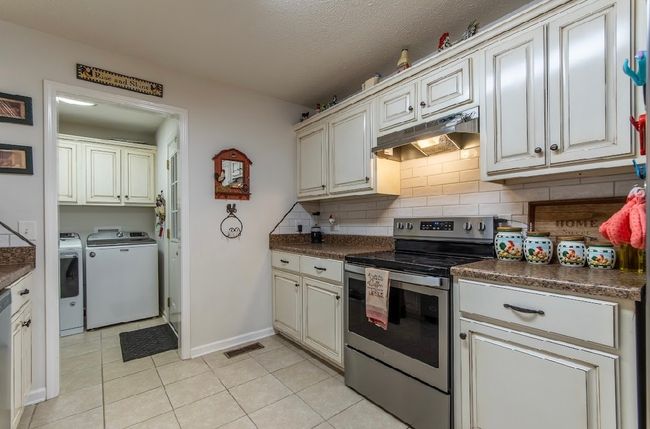 85 Austin St, House other with 3 bedrooms, 2 bathrooms and 1 parking in Savannah TN | Image 23