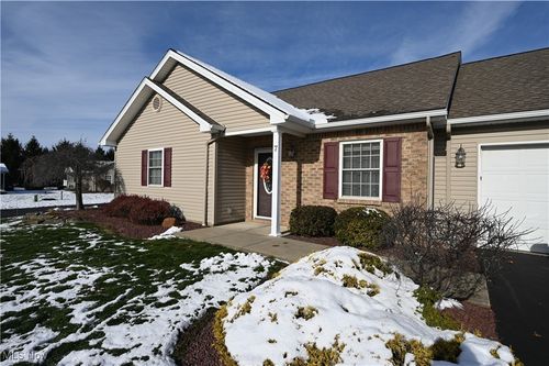 7-170 Sandy Ct, New Middletown, OH, 44442-7712 | Card Image