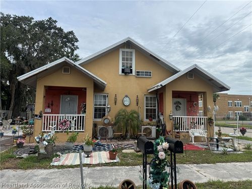 225 W Effie St, ARCADIA, FL, 34266-4103 | Card Image