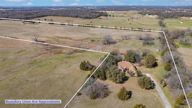 269 Howard Rd, Home with 3 bedrooms, 3 bathrooms and null parking in Valley View TX | Image 33