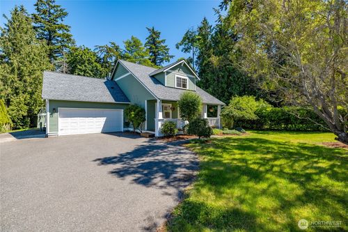 2609 C Ave, Anacortes, WA, 98221-2494 | Card Image