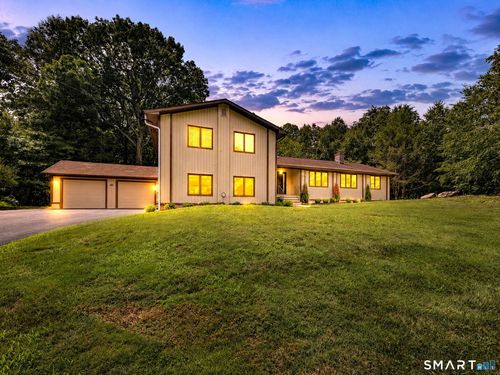 634 Aspen Ln, Orange, CT, 06477-2162 | Card Image