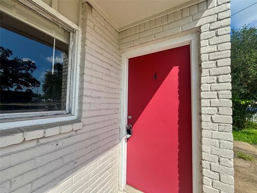 a-3906 Video St A Street, Dickinson, TX, 77539 | Card Image