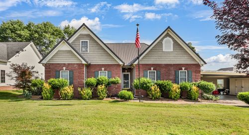 794 Parade Ct, Clarksville, TN, 37040-5657 | Card Image