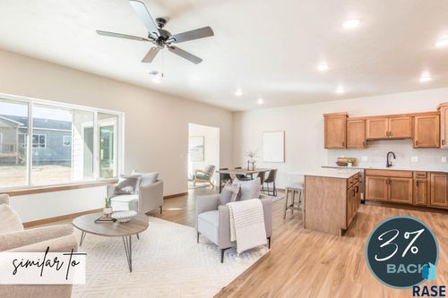 9207 W 43rd St Street, Sioux Falls, SD, 57106 | Card Image