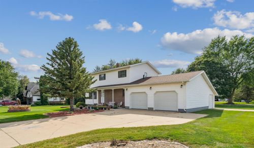 414 3rd St Street, Jesup, IA, 50648 | Card Image
