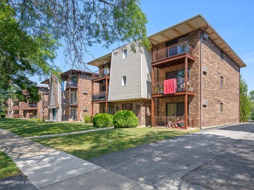 5716 Independence Ave, Oak Forest, IL, 60452-3021 | Card Image