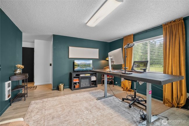 37911 300 Th Ave Se, House other with 3 bedrooms, 3 bathrooms and 6 parking in Enumclaw WA | Image 14