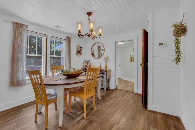 13593 Old Kentucky Rd, Home with 1 bedrooms, 1 bathrooms and 2 parking in Sparta TN | Image 6