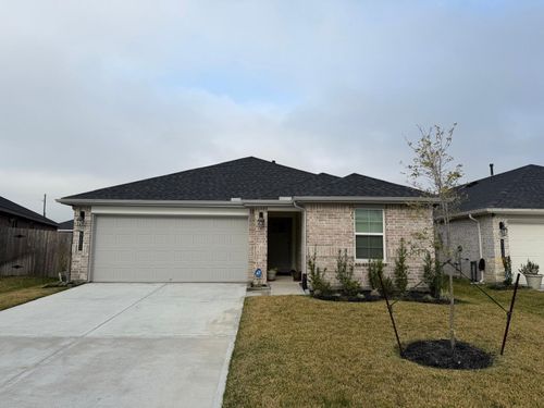 5111 Hunters Trl, Fresno, TX, 77545-1635 | Card Image