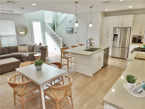 69 Prominence, Lake Forest, CA, 92630-1454 | Card Image