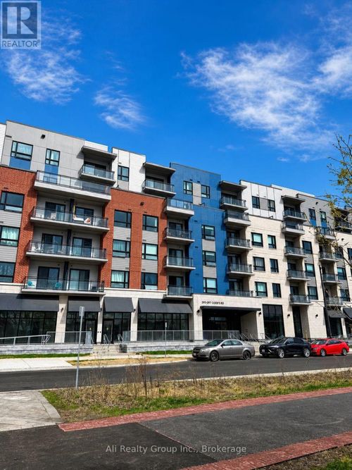615-397 Codd'S Rd, Ottawa, ON, K1K2G7 | Card Image