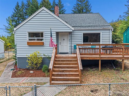 224 Bremerton Blvd W, Bremerton, WA, 98312-3406 | Card Image