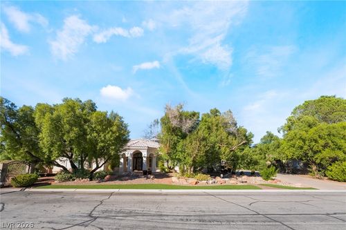 8190 Cassian Ct, Las Vegas, NV, 89129-4817 | Card Image