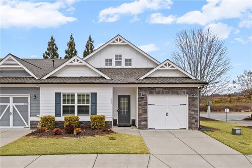 111 Point View Dr, Canton, GA, 30114-2835 | Card Image