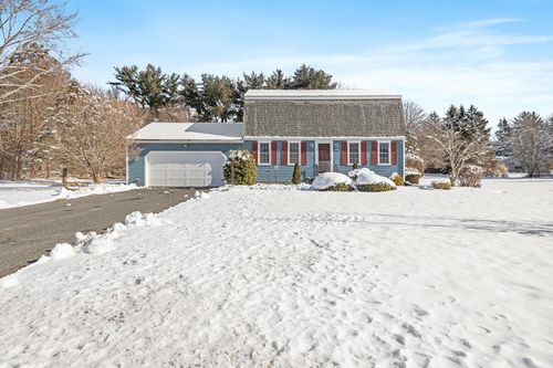 34 Rolling Hills Dr, East Bridgewater, MA, 02333-2070 | Card Image
