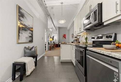 212-80 King William St, Hamilton, ON, L8R0A1 | Card Image