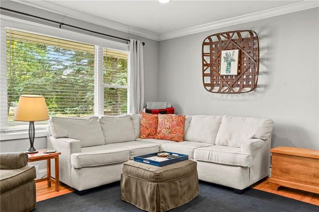 8 Heath Rd, House other with 3 bedrooms, 2 bathrooms and null parking in Fishkill NY | Image 5