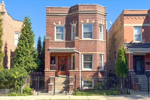 1443 N Harding Ave, Chicago, IL, 60651-2032 | Card Image