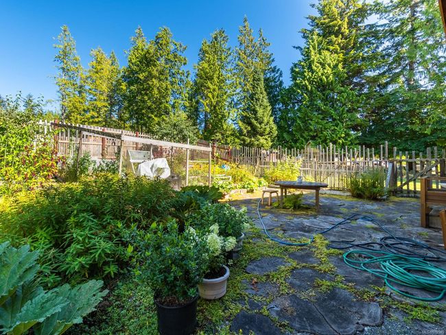 410 17 Th Ave, House other with 4 bedrooms, 5 bathrooms and 4 parking in Sointula BC | Image 74