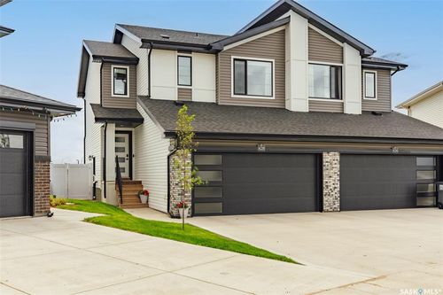 428 Myles Heidt Manor, Saskatoon, SK, S7W0Z4 | Card Image