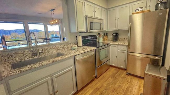 Kitchen | Image 4