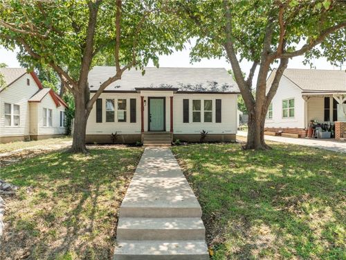 2614 Maple Avenue, Waco, TX, 76707 | Card Image