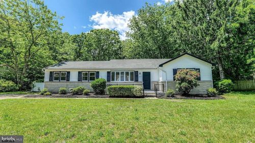 11 Carrann Ln, Egg Harbor Township, NJ, 08234-7531 | Card Image