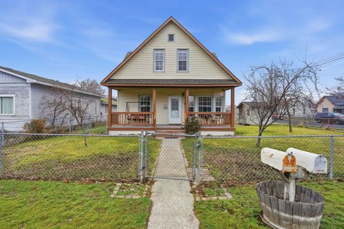 2659 N Walnut St, Spokane, WA, 99205-3561 | Card Image