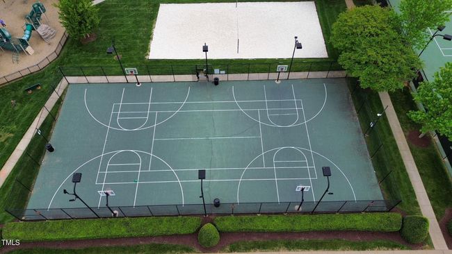 Basketball Courts | Image 3