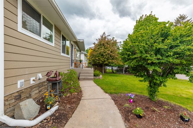 View of yard | Image 26