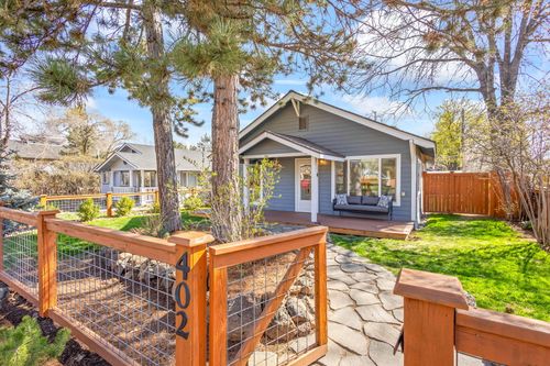 402 Nw 12th St, Bend, OR, 97703-3046 | Card Image