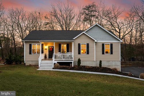 103 Quail Ct, CROSS JUNCTION, VA, 22625-2457 | Card Image