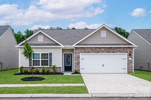 8122 Cravat Ct, Charlotte, NC, 28215 | Card Image