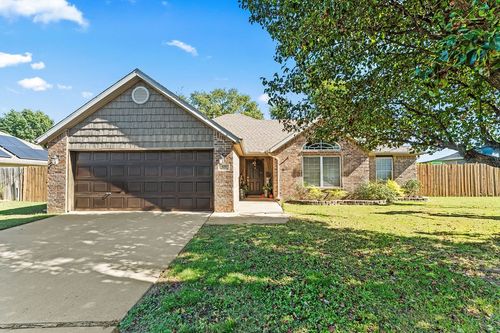 421 Crystal St, Lowell, AR, 72745-8842 | Card Image