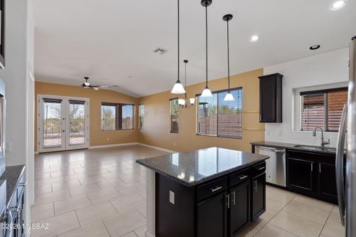 9919 N Crook Ln, Tucson, AZ, 85742-8653 | Card Image