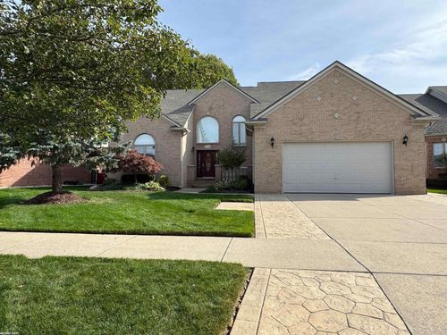 50068 Basil Dr, Macomb, MI, 48044-6311 | Card Image